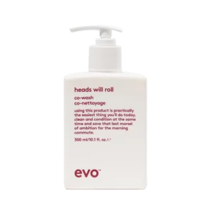 Witte fles Evo Heads Will Roll co-wash van 300 ml met pomp en bordeauxrode tekst op de voorkant.