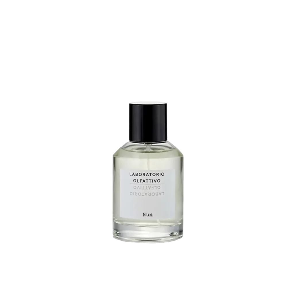 Glazen flacon van het parfum "Nun" van Laboratorio Olfattivo met een zwarte dop.