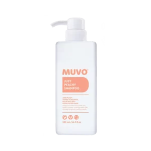 Witte pompflacon van 500 ml MUVO Just Peachy Shampoo met perzikkleurig label.